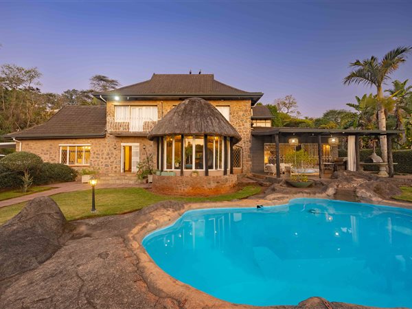 6 Bedroom House 6 Bedroom House