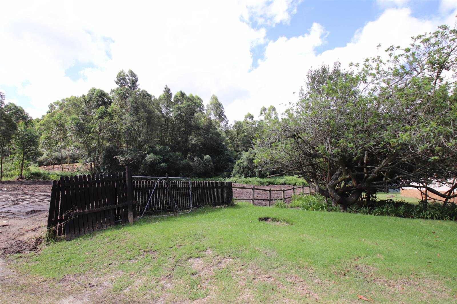 1.8 ha Land available in Heatherlands photo number 21