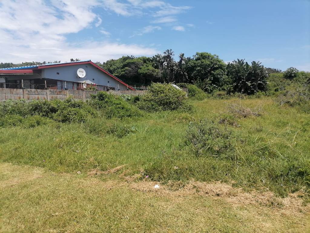 1038 m² Land available in Hibberdene photo number 6