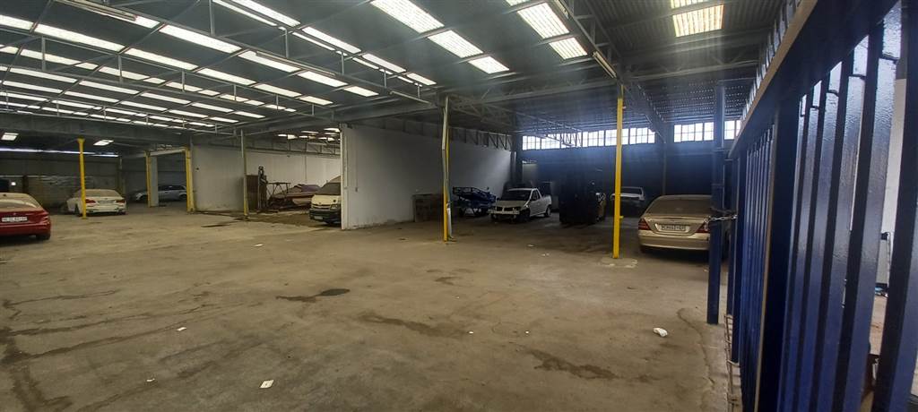 3718  m² Commercial space in Wynberg photo number 19