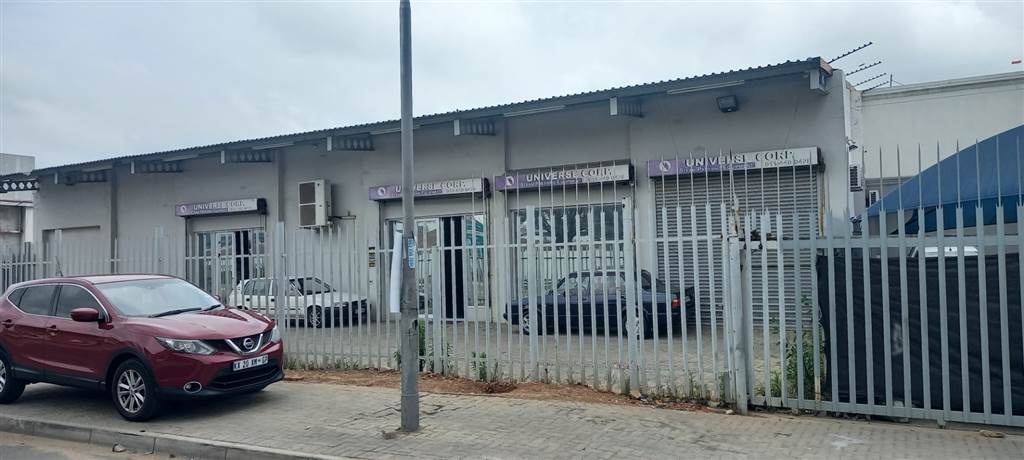 3718  m² Commercial space in Wynberg photo number 1
