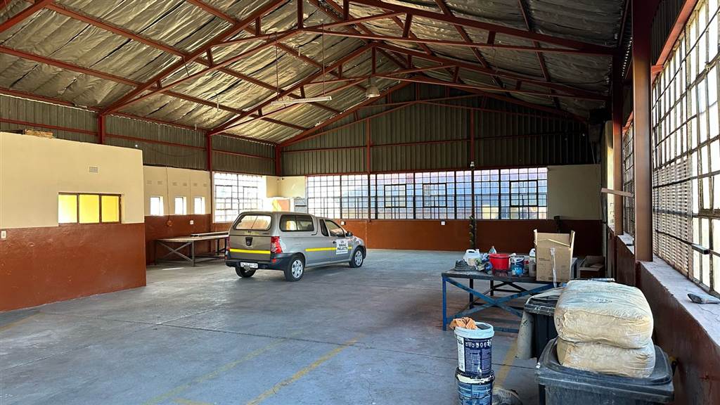455  m² Industrial space in Alrode photo number 2