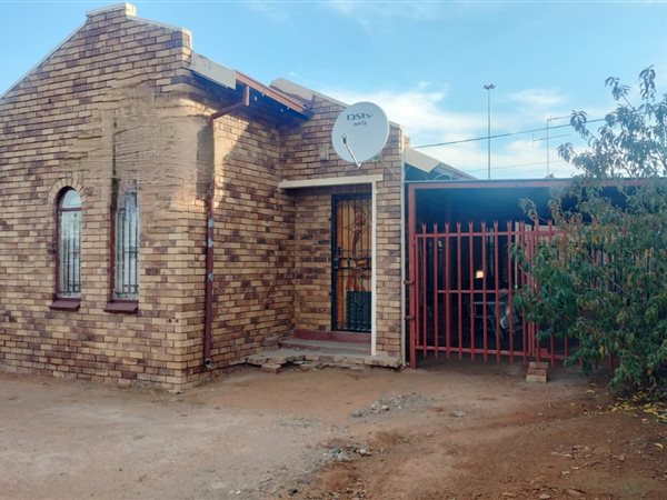 3 Bedroom House 3 Bedroom House