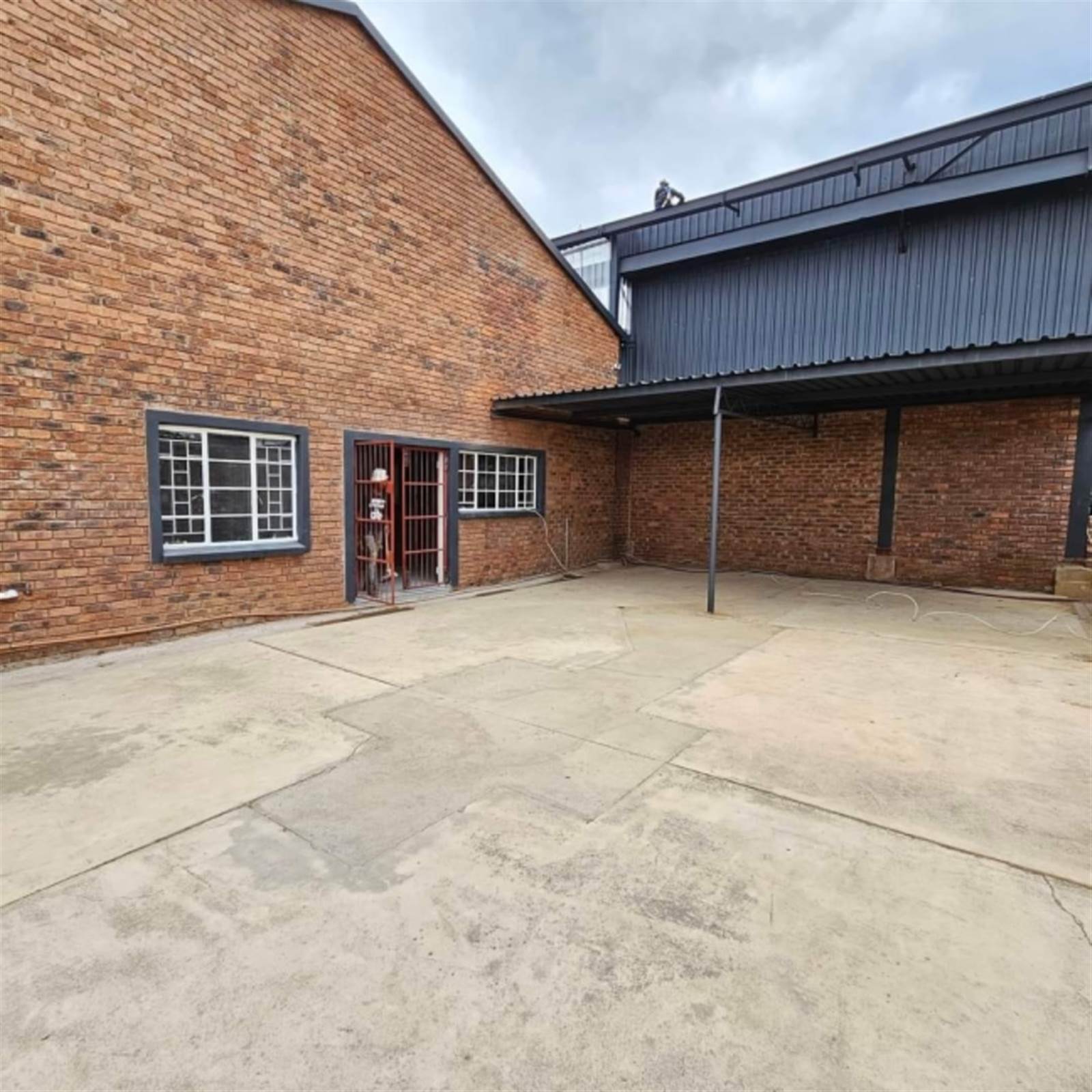 350  m² Commercial space in Modimolle photo number 16