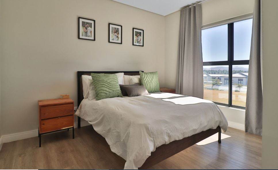 2 Bed Apartment in Alewynspoort photo number 6