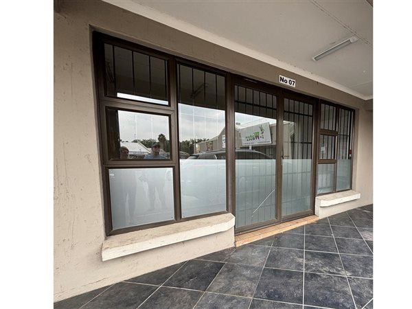 60  m² Commercial space
