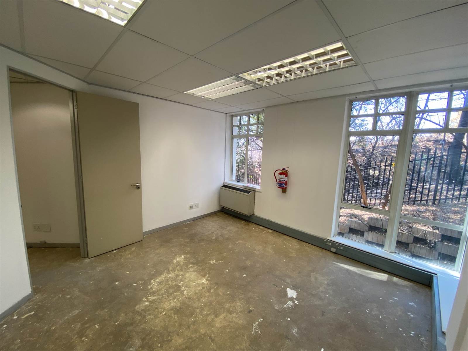 298  m² Office Space in Lynnwood Ridge photo number 16