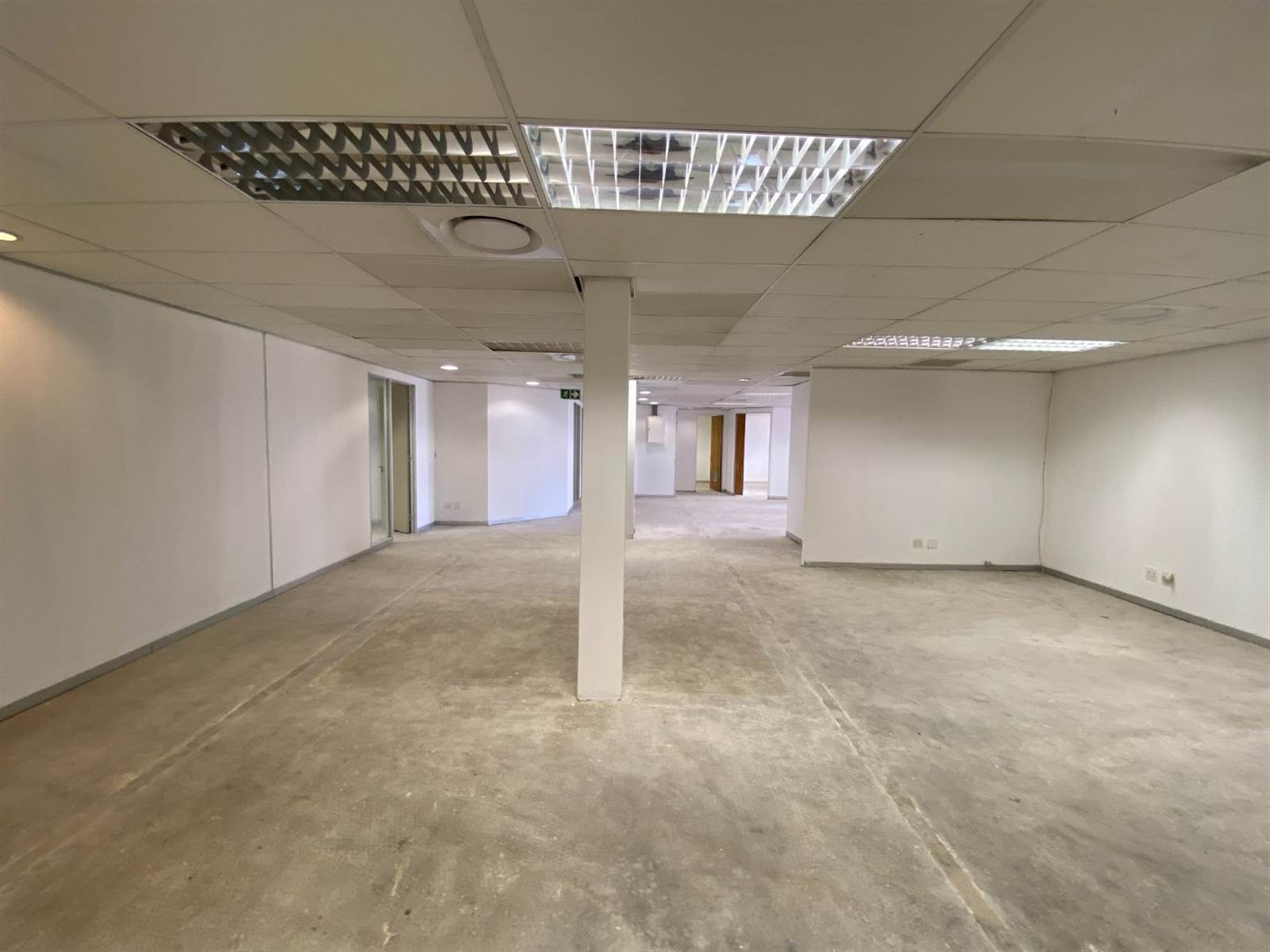 298  m² Office Space in Lynnwood Ridge photo number 17