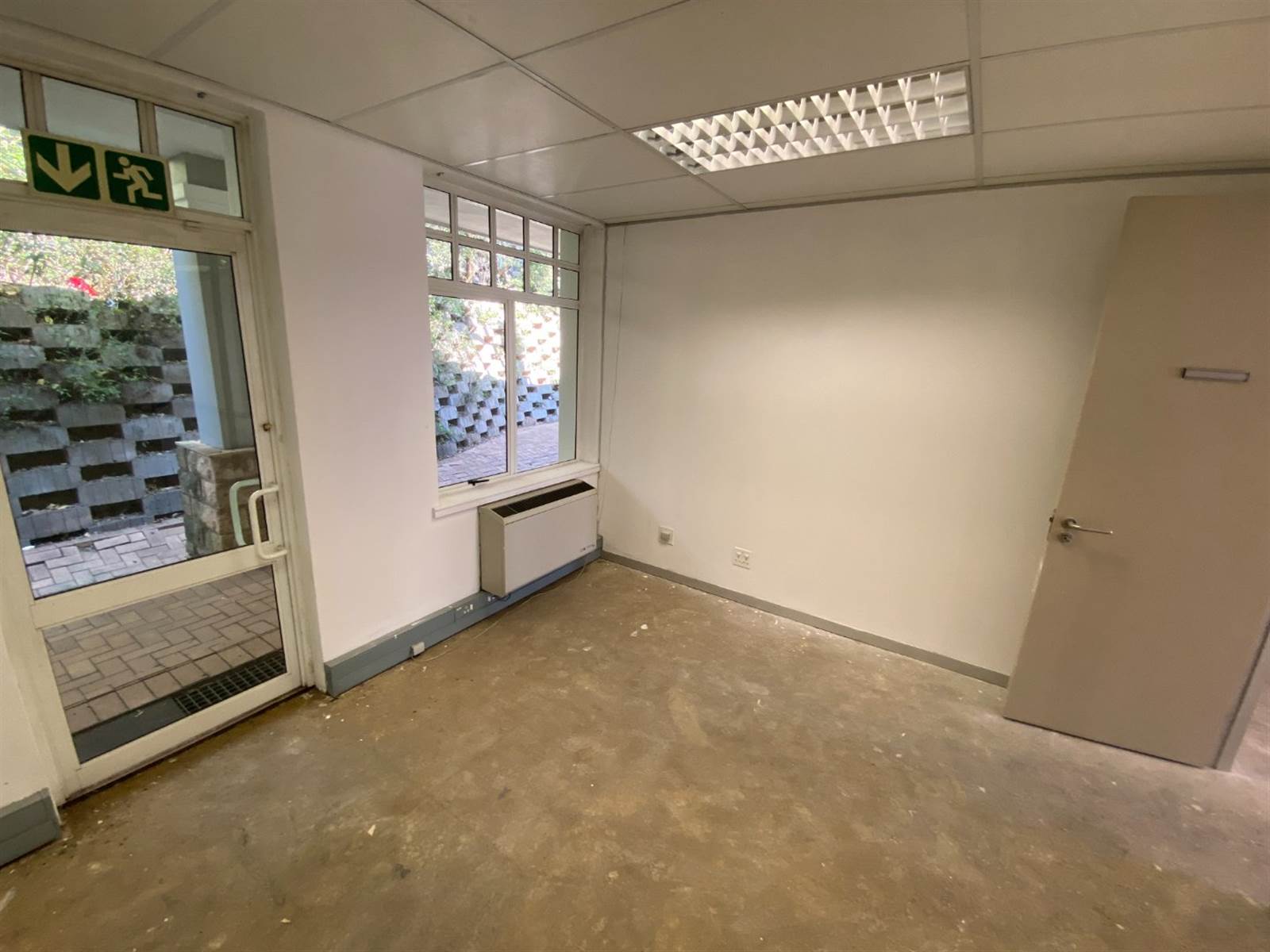 298  m² Office Space in Lynnwood Ridge photo number 9