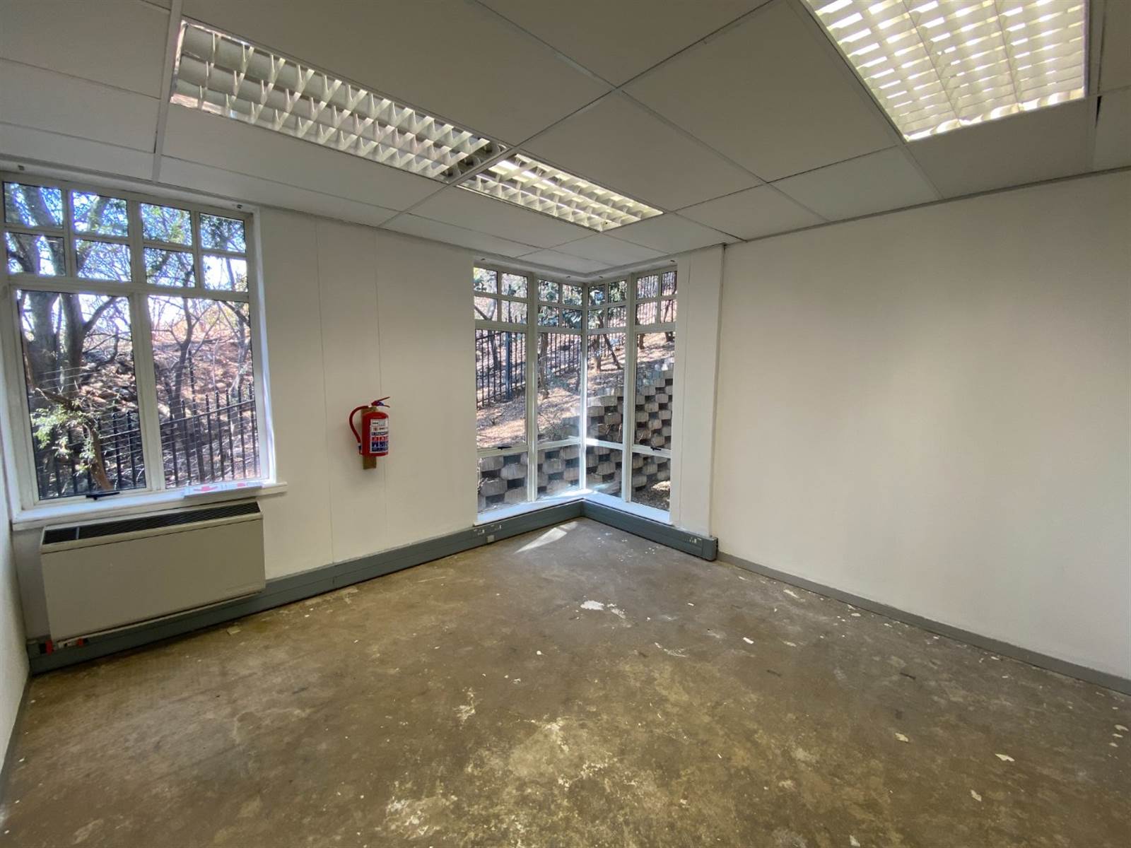 298  m² Office Space in Lynnwood Ridge photo number 14