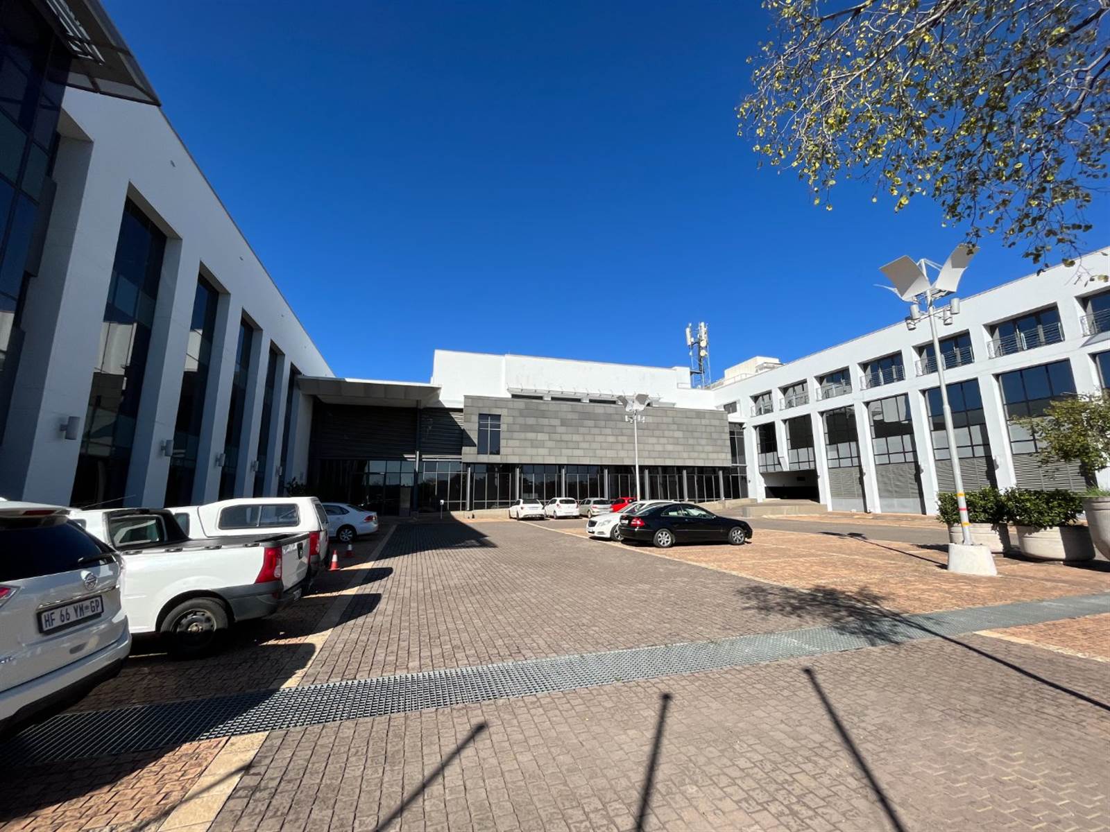 50  m² Office Space in Rivonia photo number 1