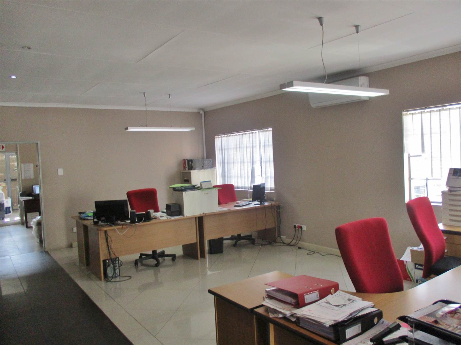 1166.6  m² Office Space in Middelburg Central photo number 9