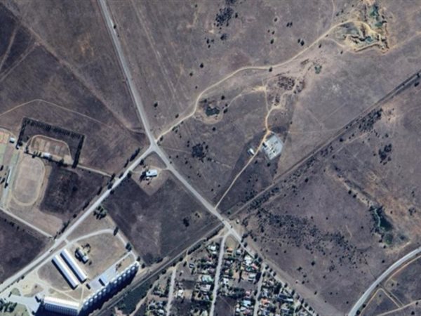 10 000 m² Commercial space 10 000 m² Commercial space