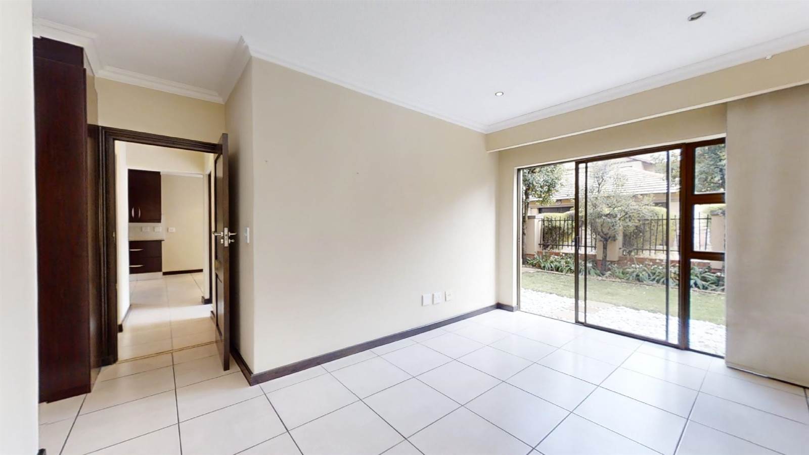 2 Bed Apartment in Ebotse Estate photo number 14