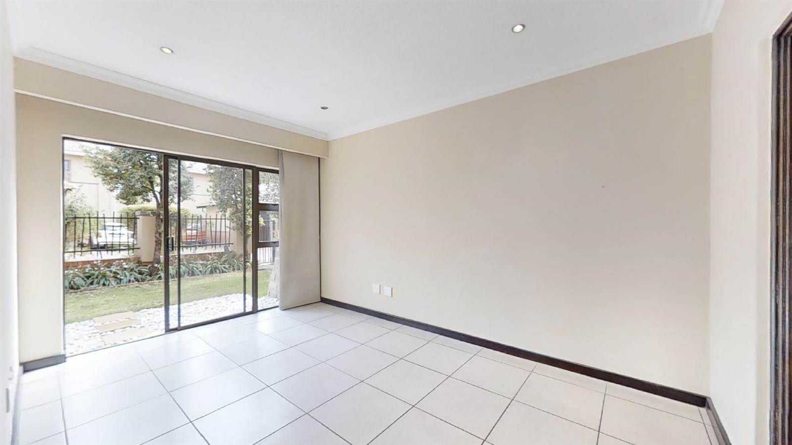 2 Bed Apartment in Ebotse Estate photo number 10