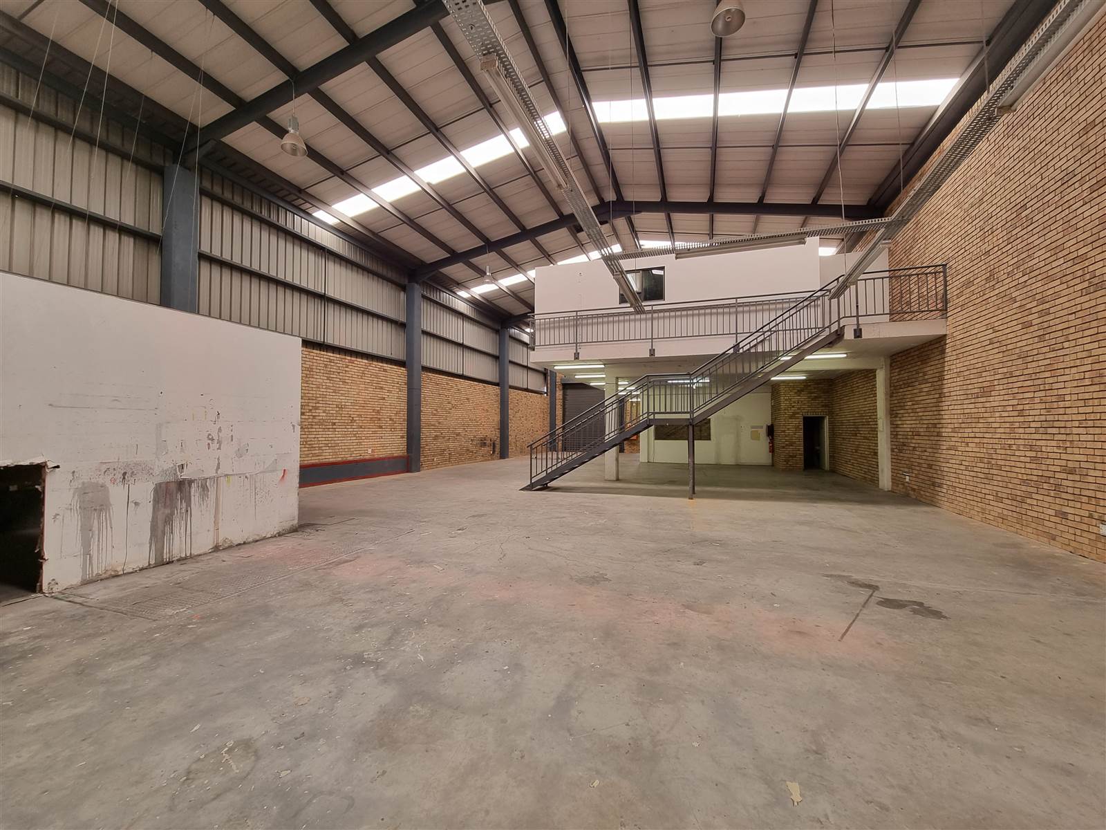 662  m² Industrial space in Ormonde photo number 6