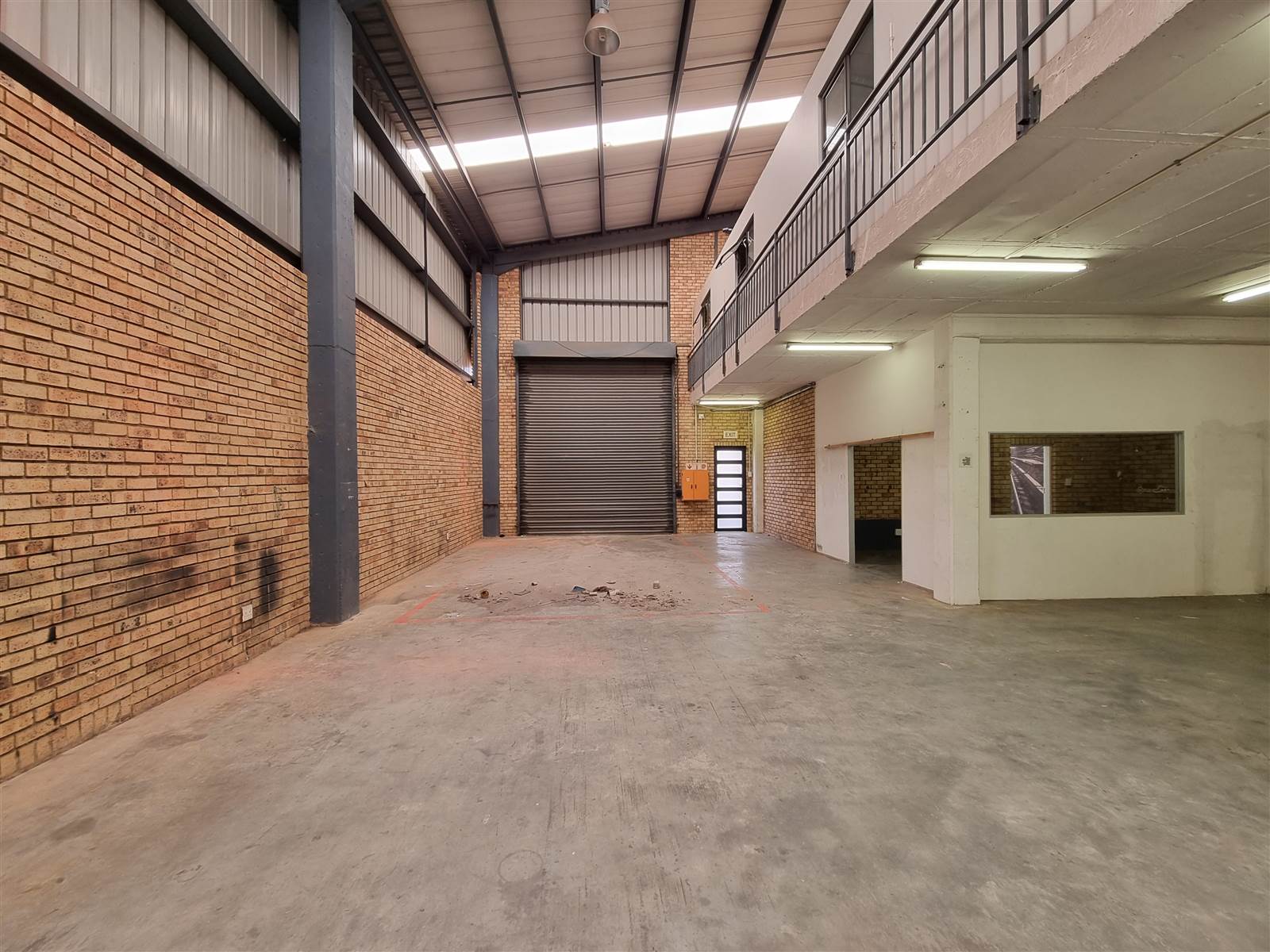 662  m² Industrial space in Ormonde photo number 5