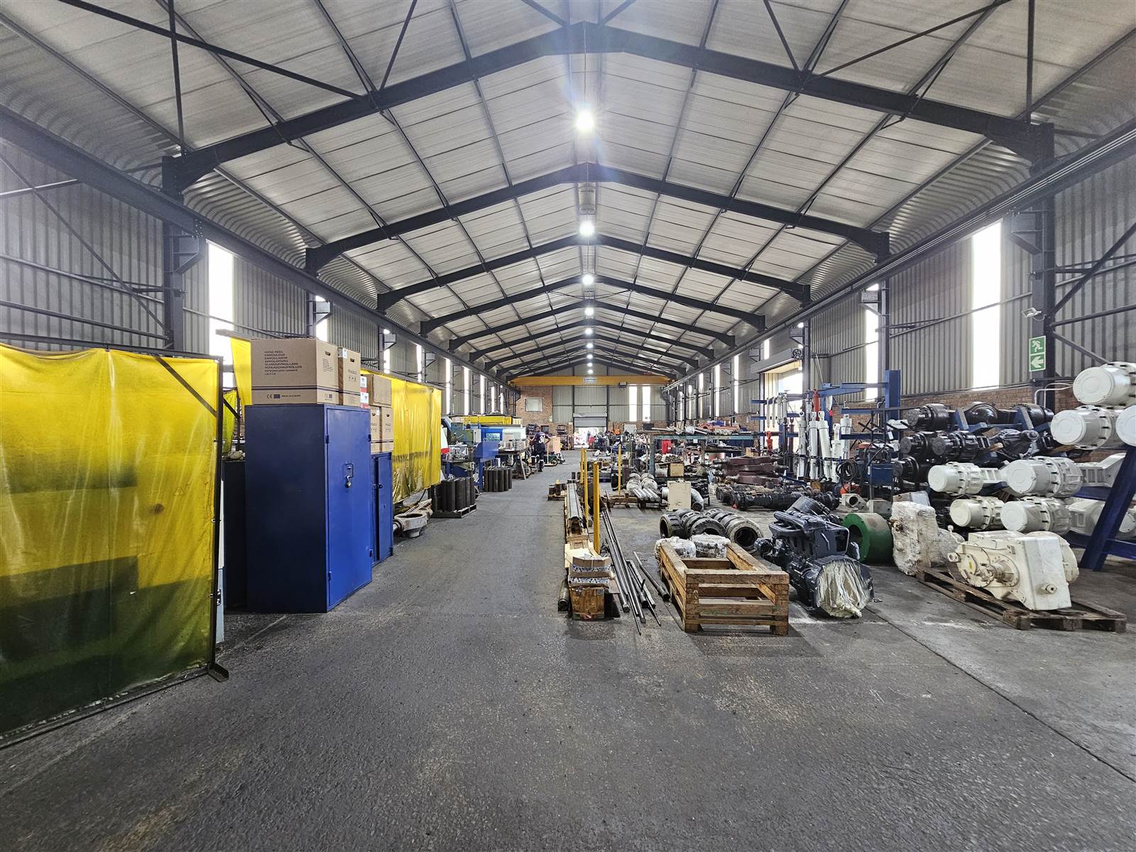 3500  m² Industrial space in Anderbolt photo number 2