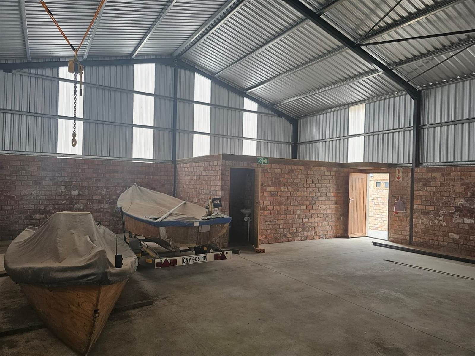 330  m² Commercial space in Stilbaai photo number 6