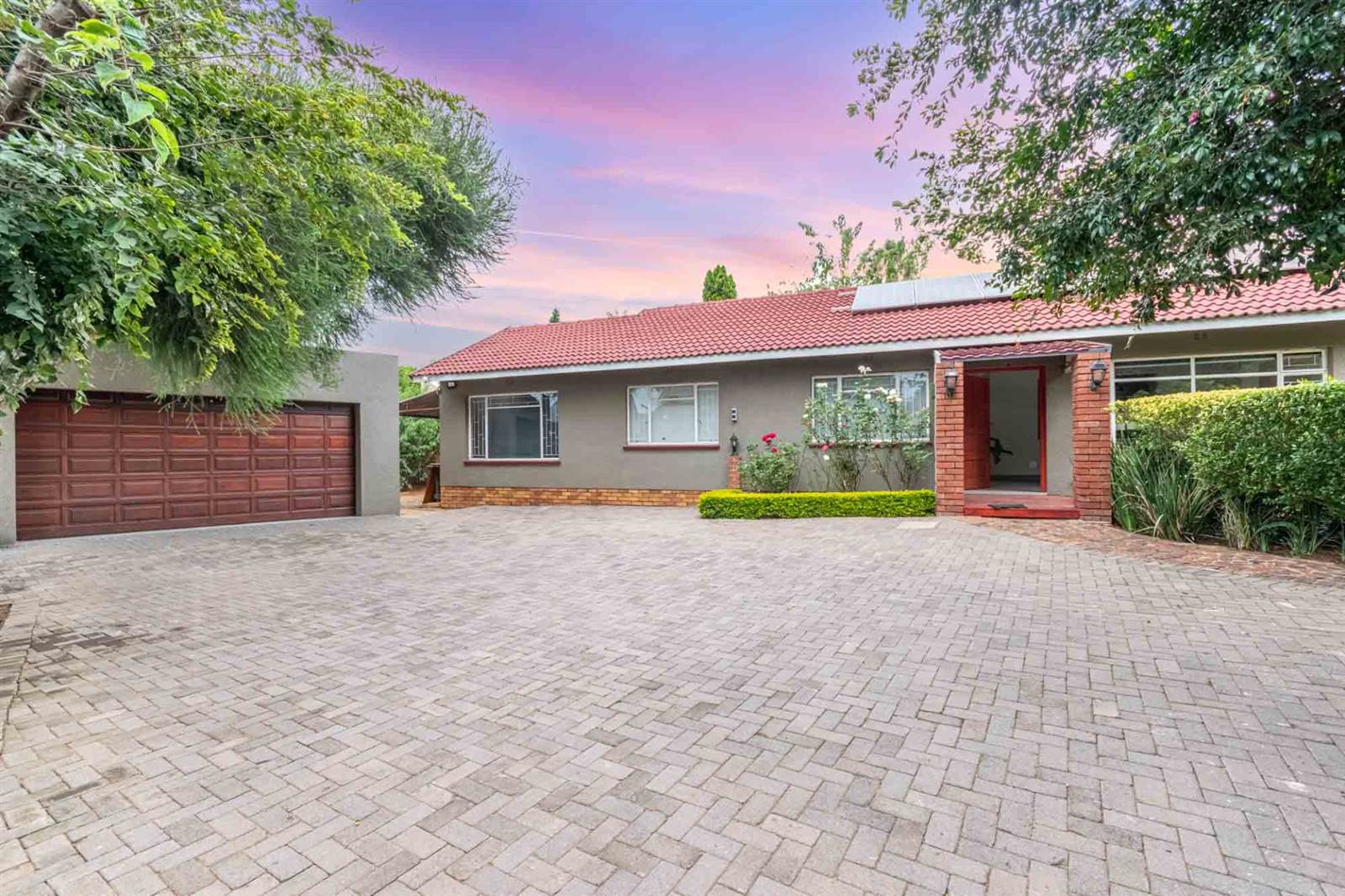 3 Bed House in Randpark Ridge photo number 2