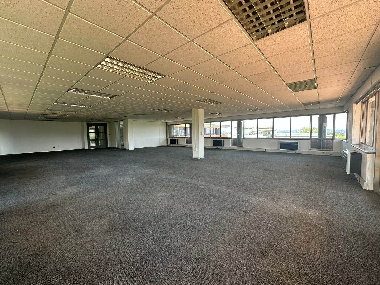 1089  m² Commercial space in Woodmead photo number 7