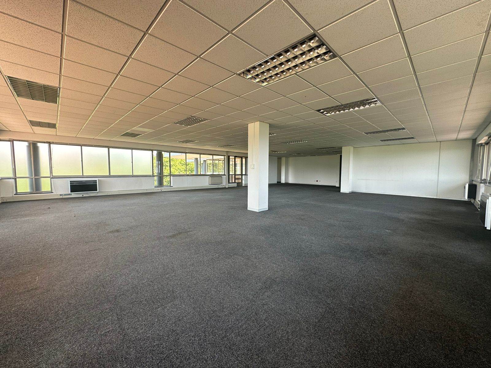 1089  m² Commercial space in Woodmead photo number 12
