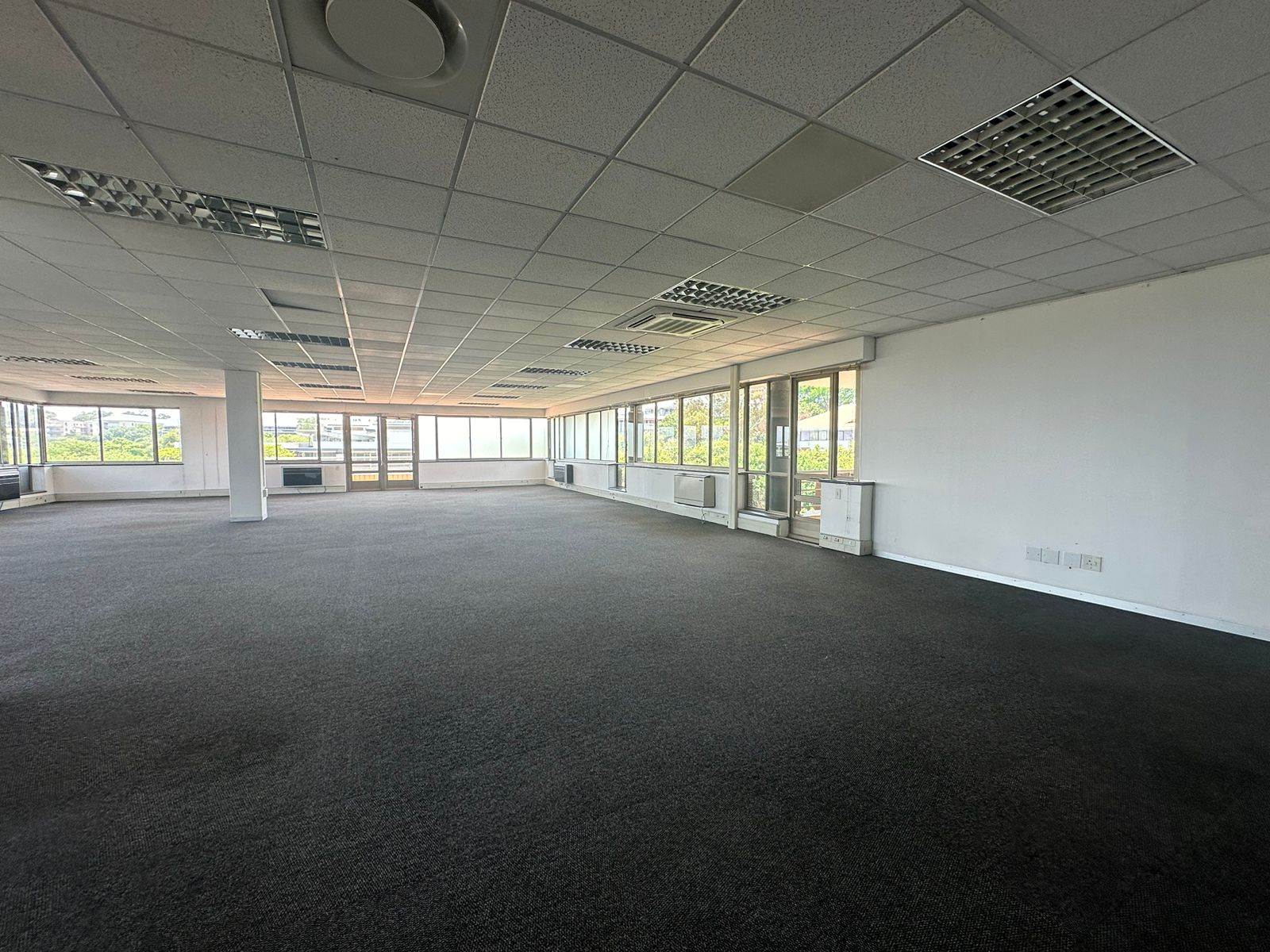 1089  m² Commercial space in Woodmead photo number 5