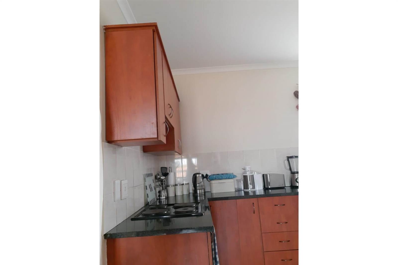 3 Bed Apartment in Parklands photo number 12