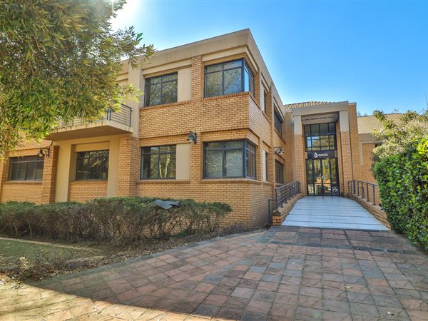 468.7 m² Office Space 468.7 m² Office Space