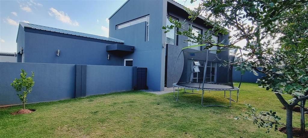3 Bed House in Midstream Estate photo number 2