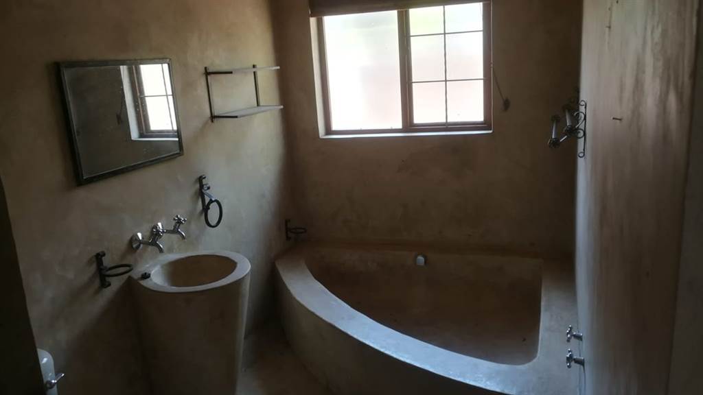 2 Bed House in Dal Fouche photo number 9