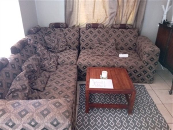 2 Bedroom Townhouse 2 Bedroom Townhouse