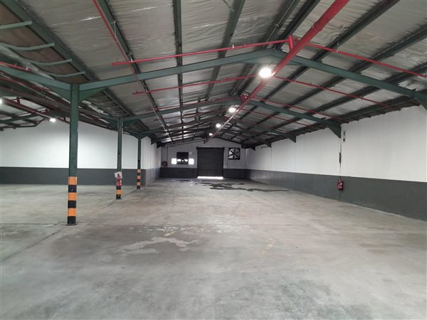 870  m² Industrial space in Tongaat Central