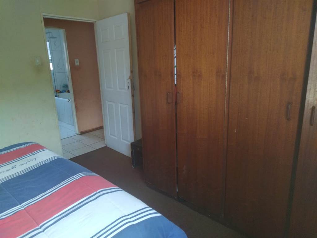 3 Bed House in Motherwell photo number 2