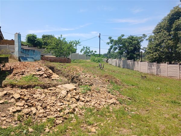 1166 m² Land available in Verulam