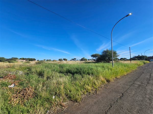 8512 m² Land available in Hillcrest