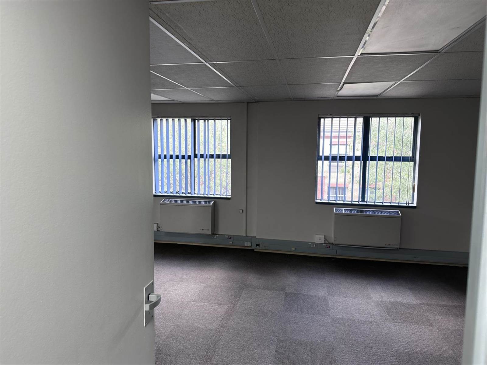 1500  m² Office Space in Menlyn photo number 1