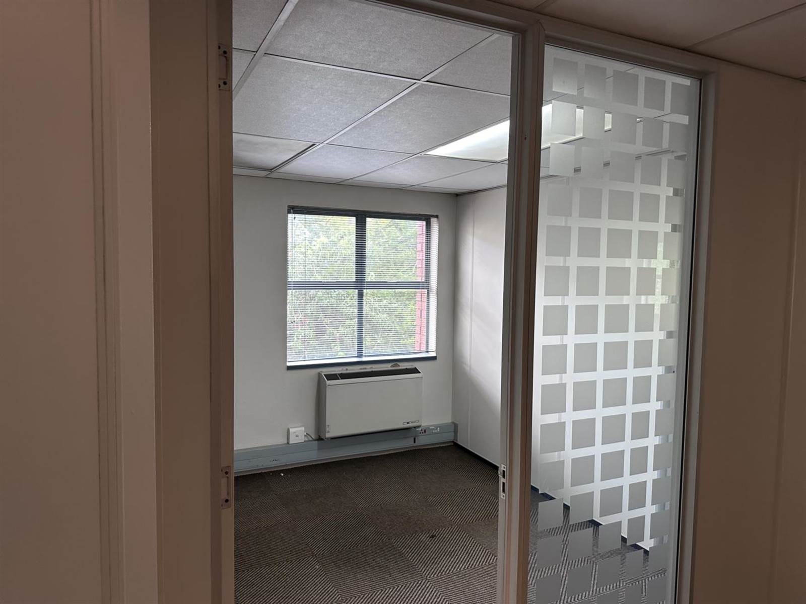 1500  m² Office Space in Menlyn photo number 10