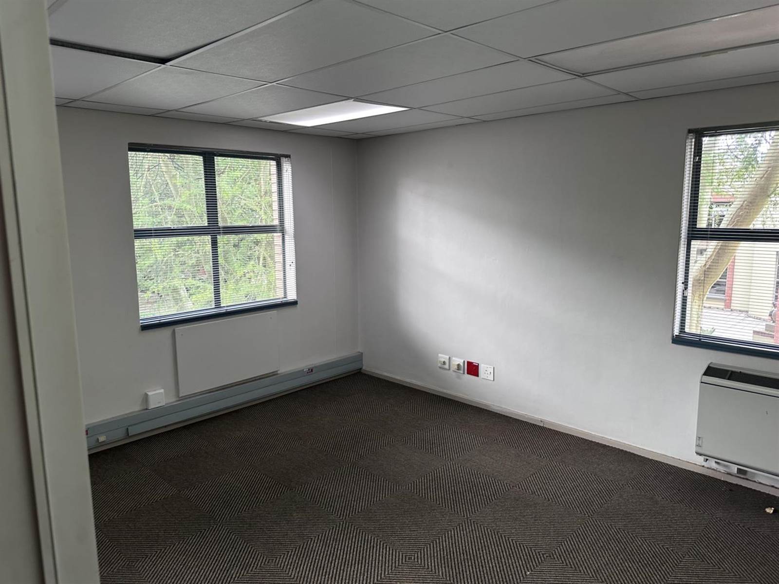 1500  m² Office Space in Menlyn photo number 4