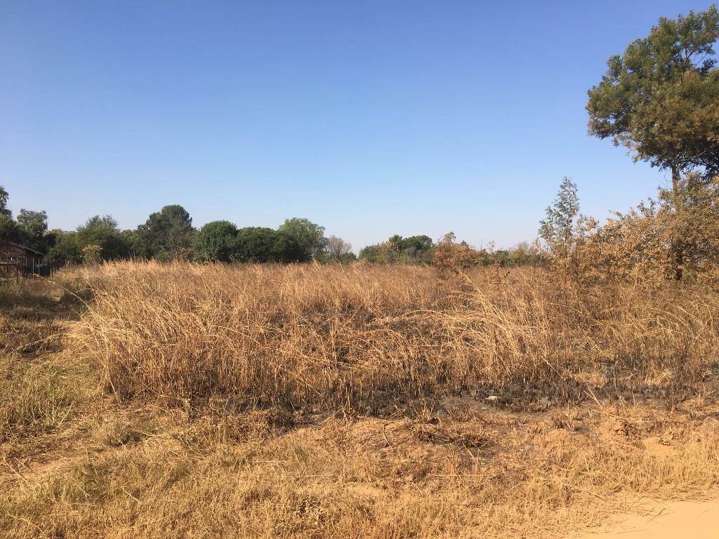 8.5 ha Land available in Zwavelpoort photo number 2