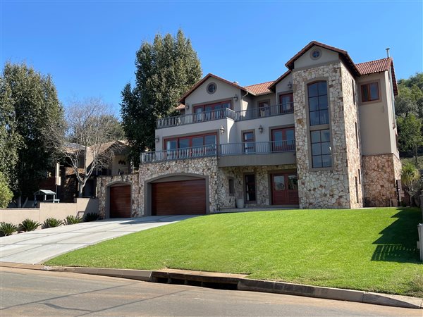 5 Bedroom House