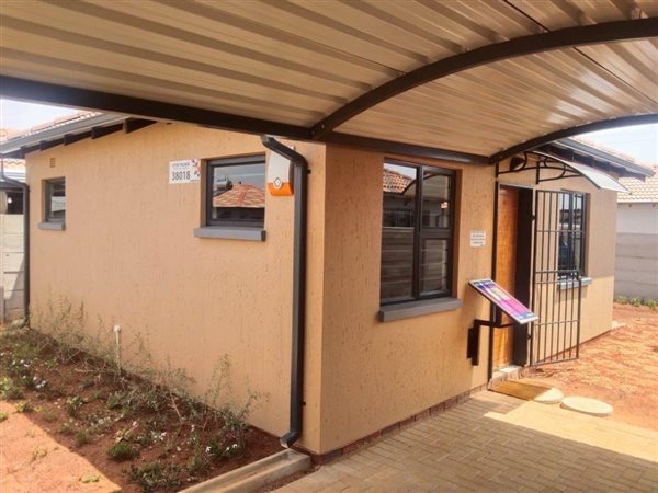 2 Bedroom House 2 Bedroom House