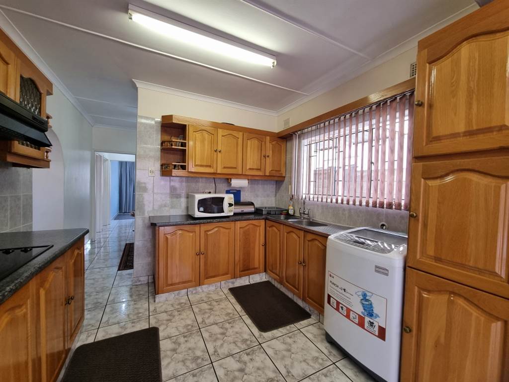 3 Bed House in Allandale photo number 9