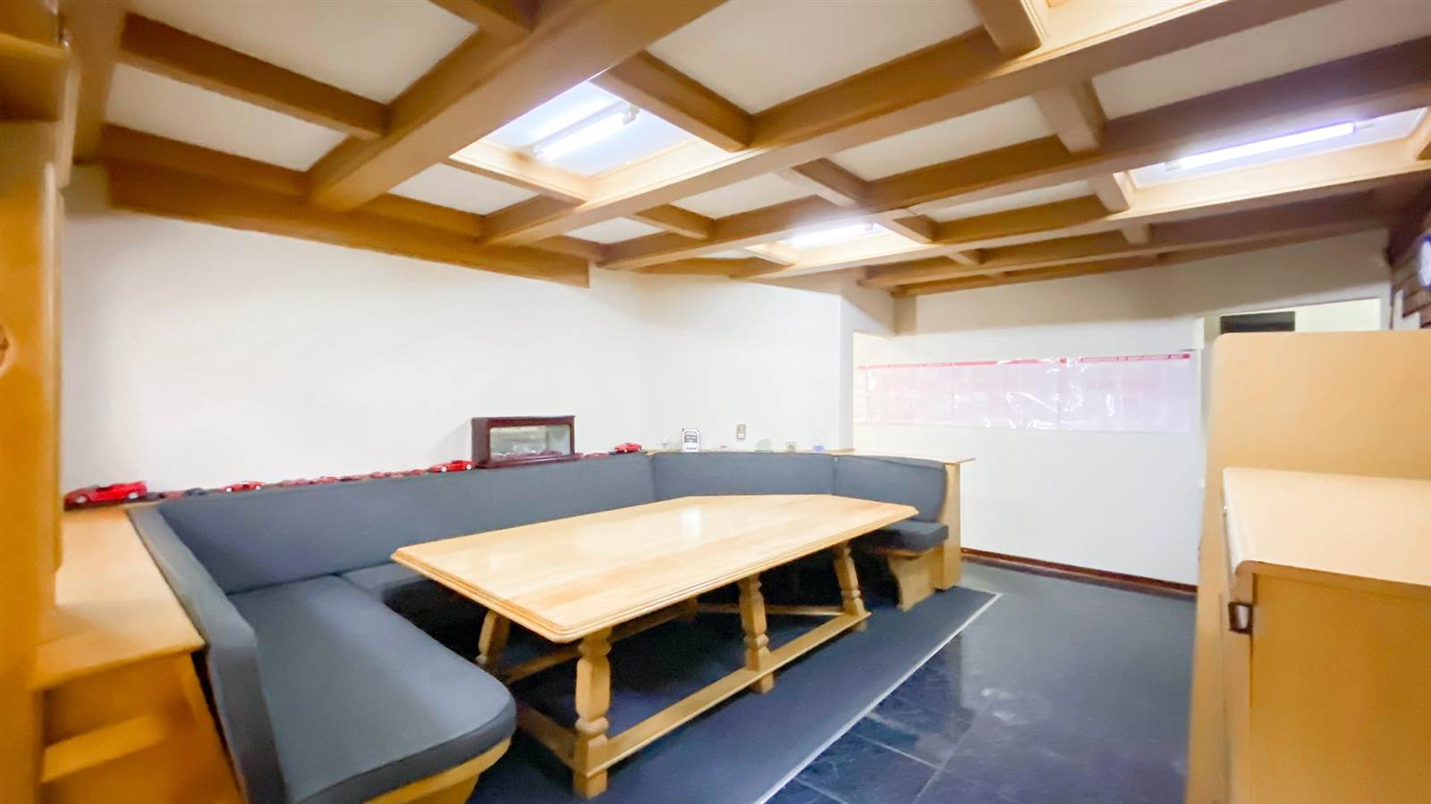 300  m² Office Space in Brackenhurst photo number 8
