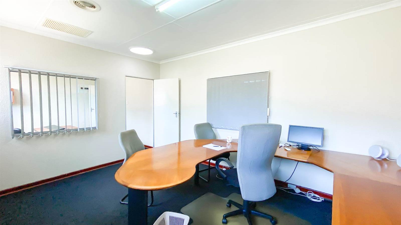 300  m² Office Space in Brackenhurst photo number 17