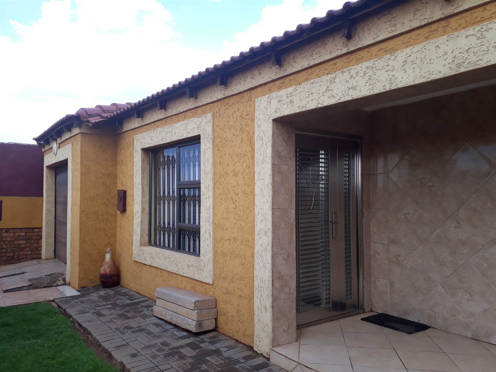 3 Bed House in Sebokeng Zone 11 photo number 1
