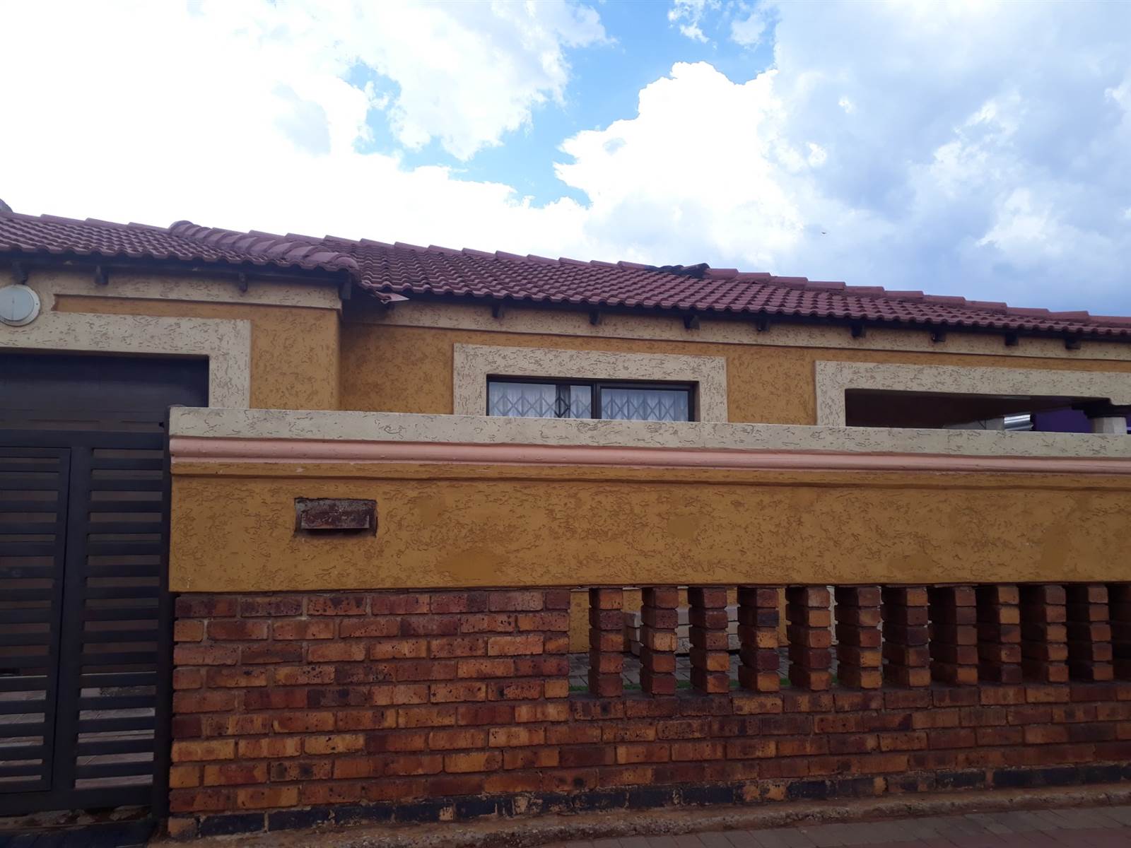 3 Bed House in Sebokeng Zone 11 photo number 3