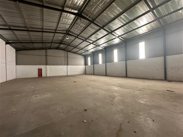 632  m² Industrial space