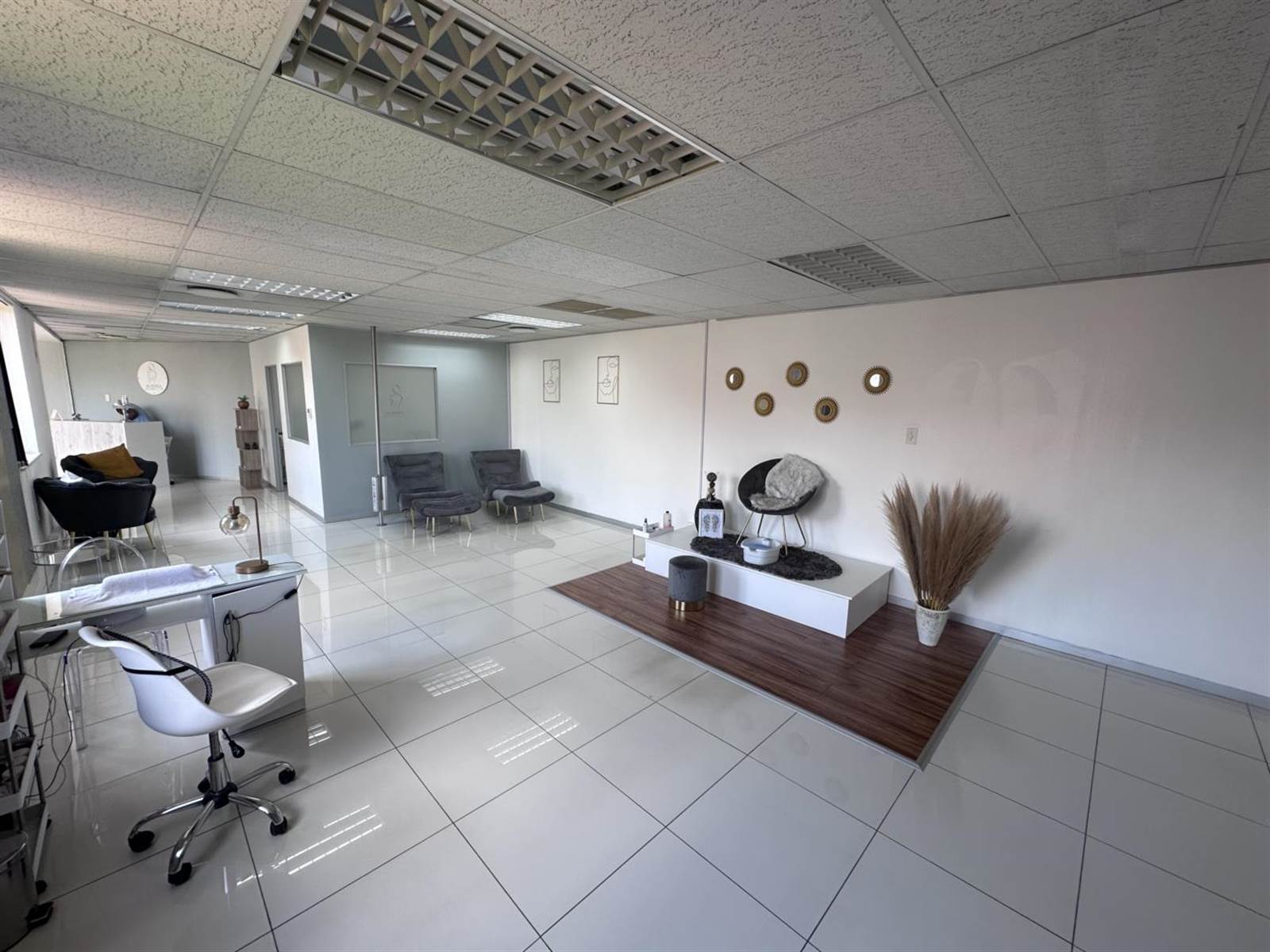 1503  m² Office Space in Menlyn photo number 13