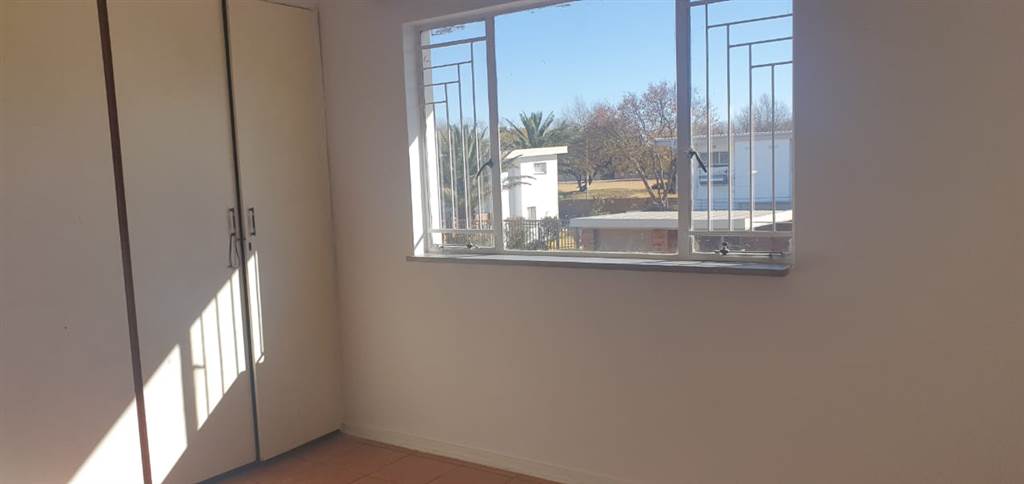 2 Bed Townhouse in Benoni CBD photo number 6